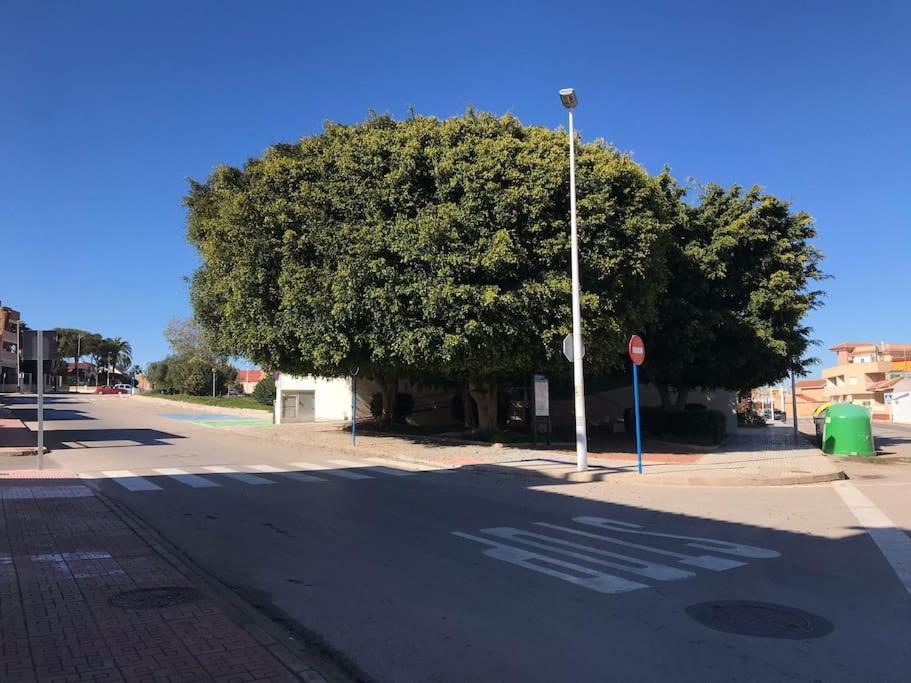 Apartamento En Los Nietos Con Piscina Comunitaria. Kültér fotó